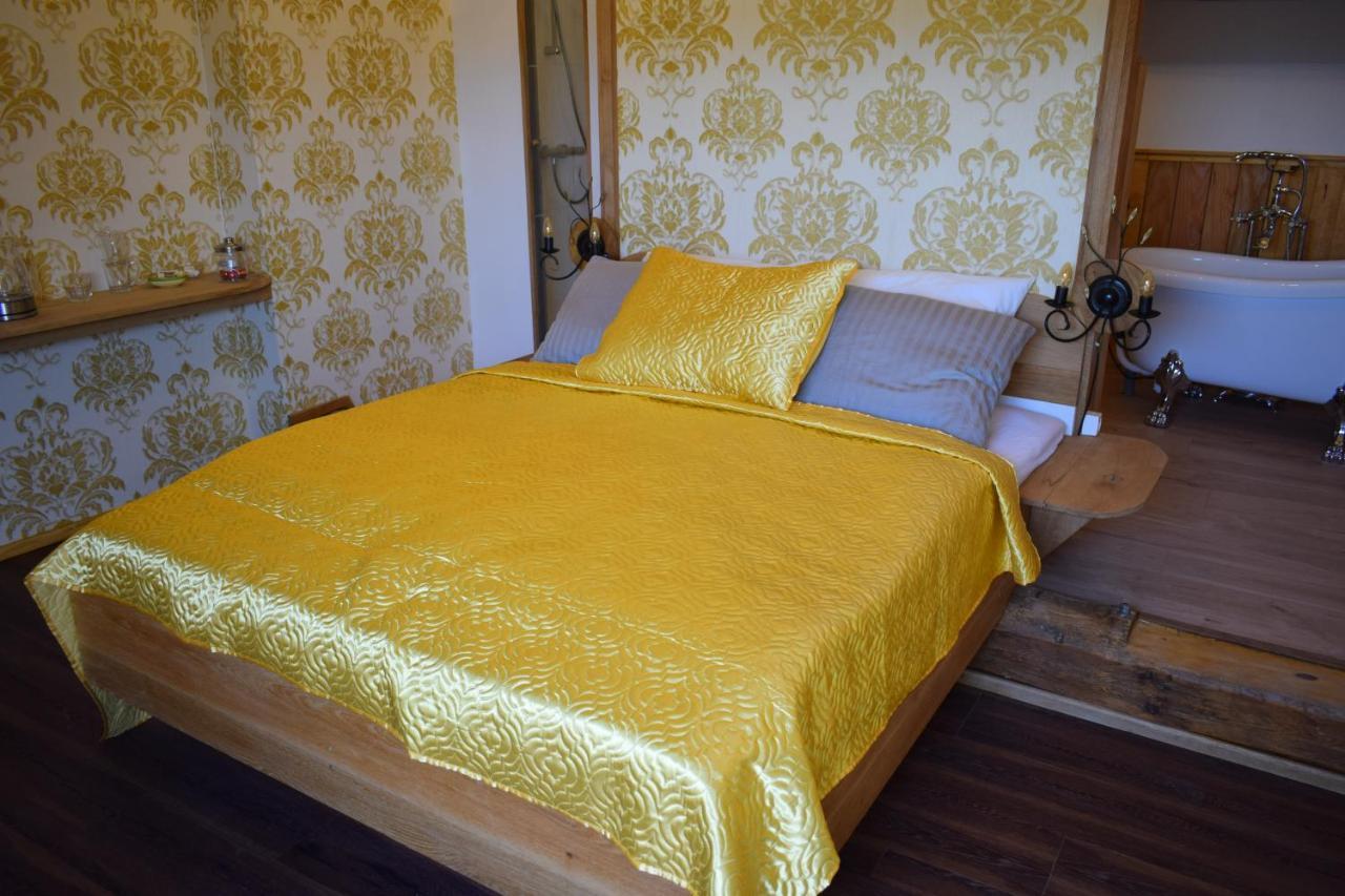 Le Chene D'Or Bed & Breakfast Marcheseuil Bagian luar foto