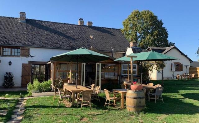 Le Chene D'Or Bed & Breakfast Marcheseuil Bagian luar foto