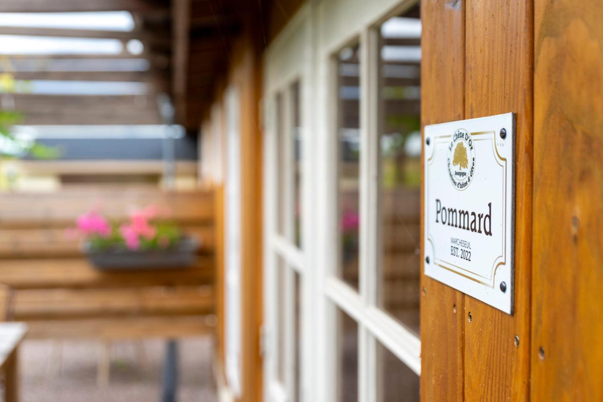 Le Chene D'Or Bed & Breakfast Marcheseuil Bagian luar foto
