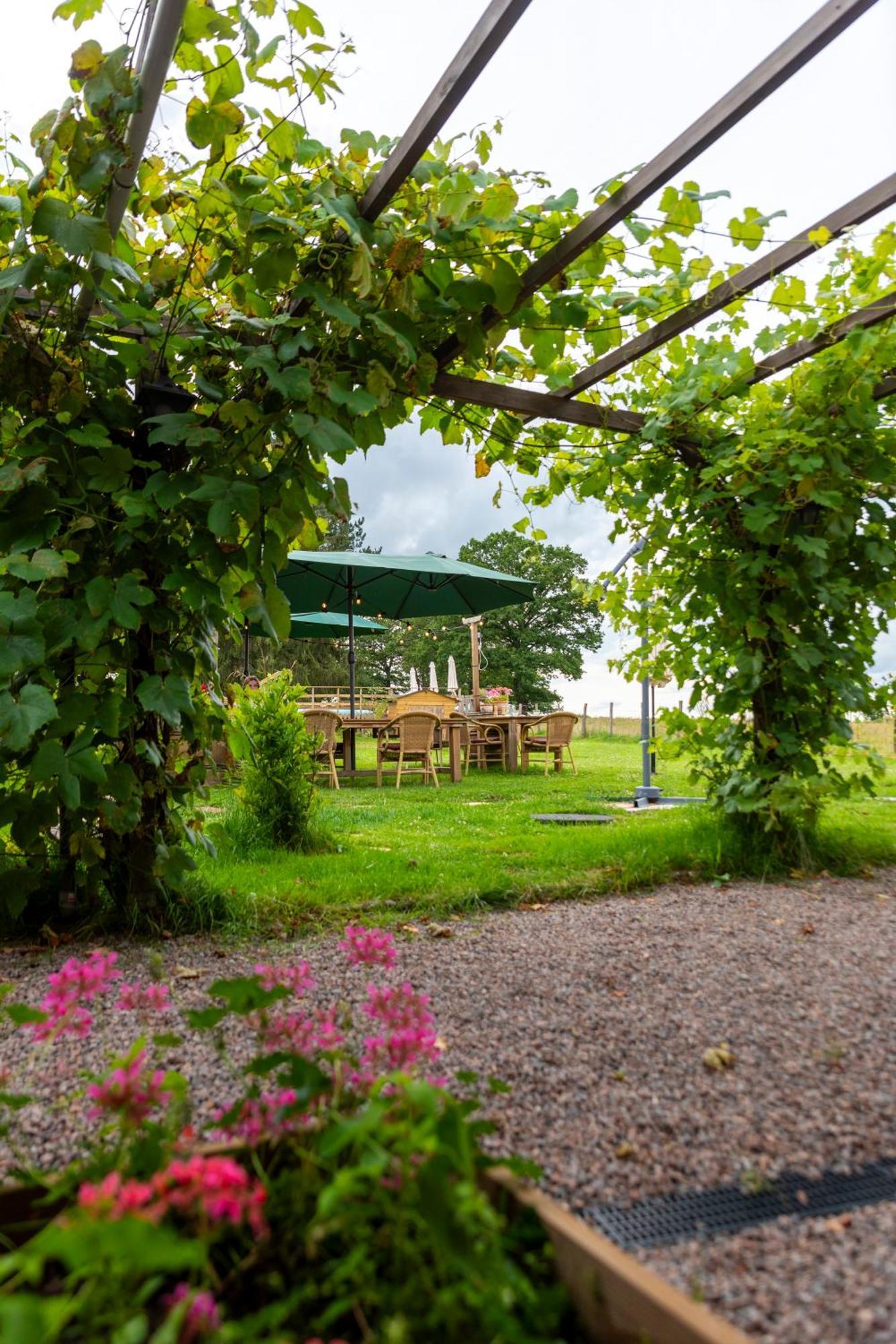 Le Chene D'Or Bed & Breakfast Marcheseuil Bagian luar foto